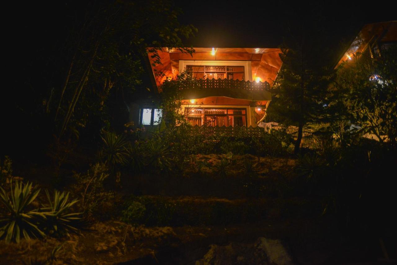 Tangkoko Sanctuary Villa Bitung Zewnętrze zdjęcie